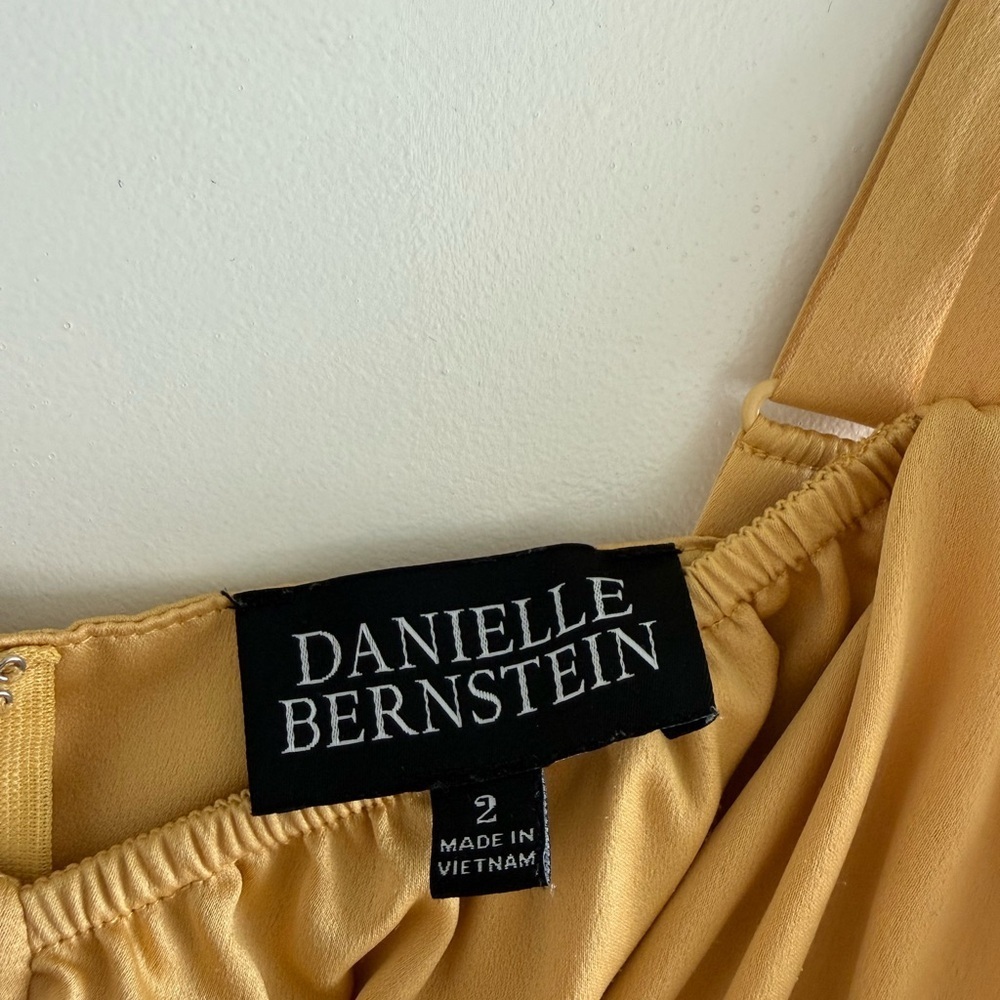 Danielle Bernstein Yellow Satin Bodysuit Size 2 - Picture 5 of 5